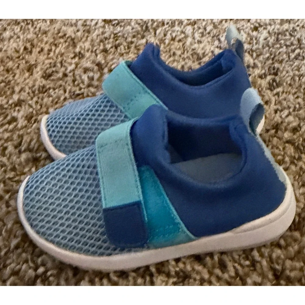 Cat & Jack-Austen Slip-On Blue Water Sneaker Shoes Size 5